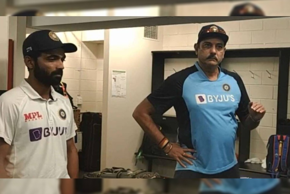 AUS vs IND: जानें गाबा में जीत से पहले क्या था कोच शास्त्री का मैसेज, ड्रेसिंग रूम में दिया था जीत का मंत्र