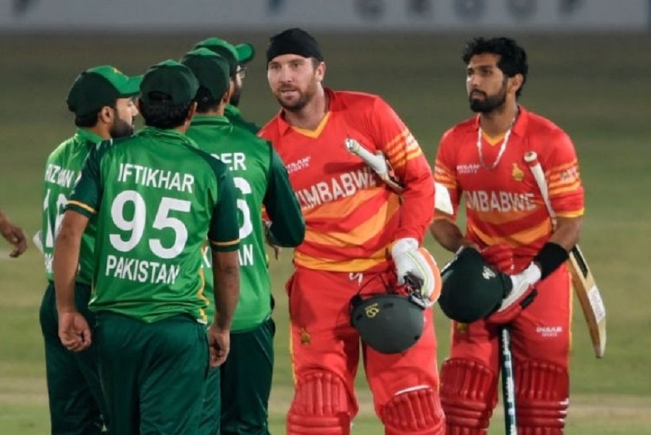 Coronavirus : एक हफ्ते में 1342 केस, इस देश में फिर लगी मैच करवाने की रोक