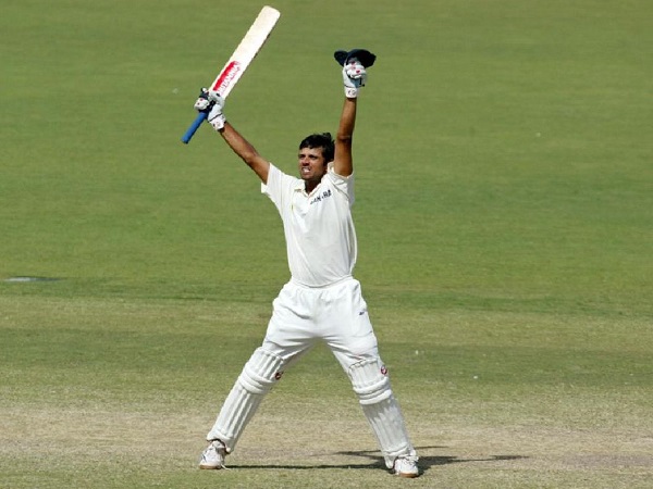 माैका मिलने के बाद नहीं देखा पीछे मुड़कर