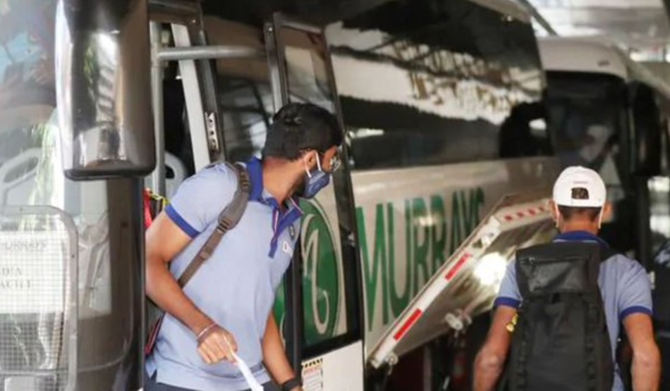 ब्रिस्बेन टेस्ट से पहले भारतीय खिलाड़ियों से शर्मनाक बर्ताव, खुद कर रहे होटल का टॉयलेट साफ