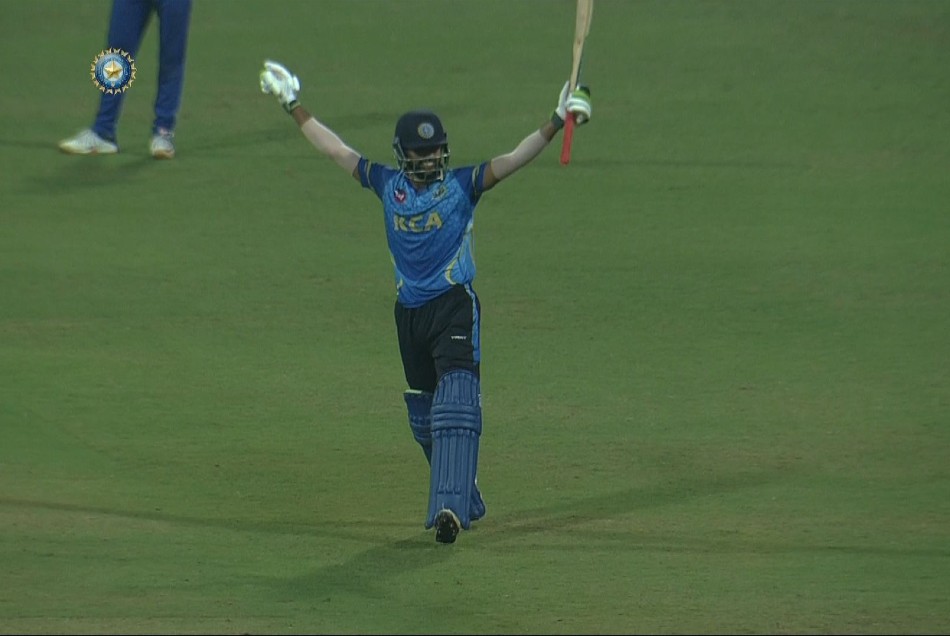 Syed Mushtaq Ali: सोशल मीडिया पर वायरल हुई मोहम्मद अजहरुद्दीन की विश लिस्ट, जानें क्या-क्या है शामिल