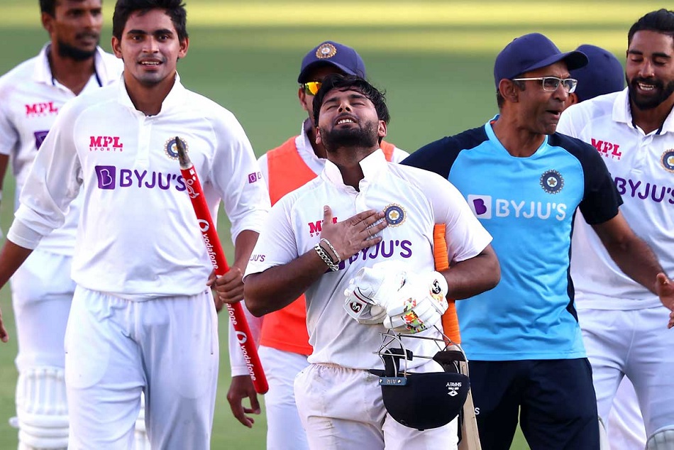 ऋषभ पंत ने बनाया खास रिकाॅर्ड, किरमानी और धोनी को छोड़ा पीछे