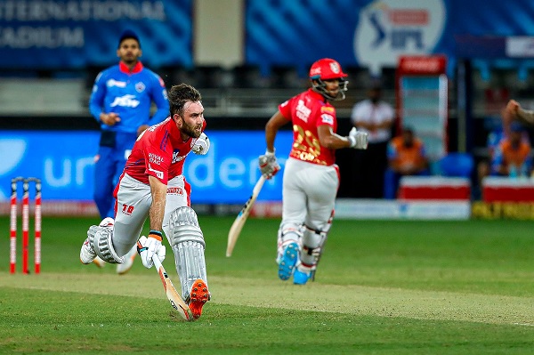 ग्लेन मैक्सवेल का प्रदर्शन भी अचानक फिसला-