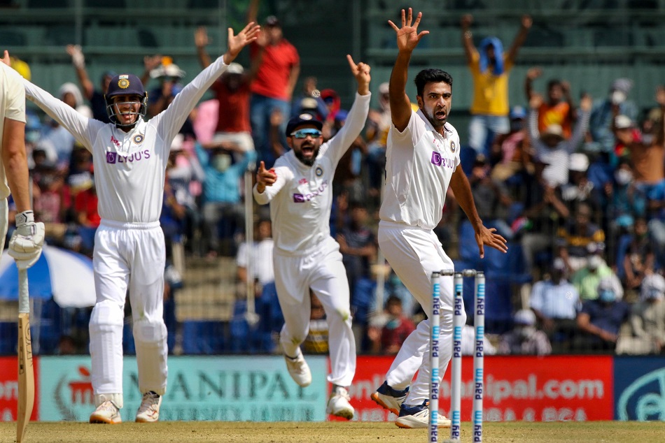 भारतीय टीम पड़ी 'अंग्रेजों' पर भारी, जीत के लिए चाहिए सिर्फ 7 विकेट