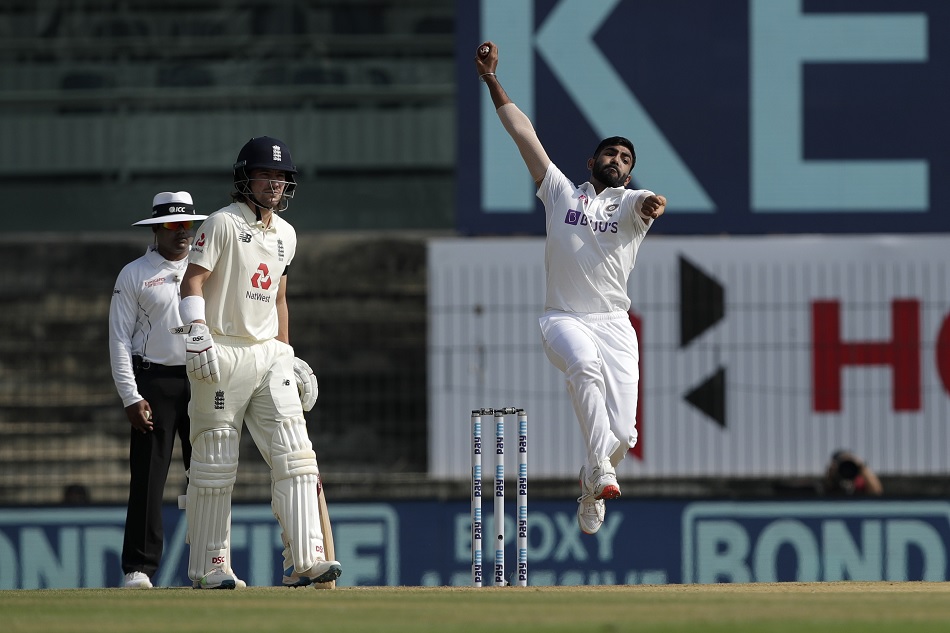 IND vs ENG: बर्न्स-सिबली की अच्छी शुरुआत के बाद भारत ने की शानदार वापसी