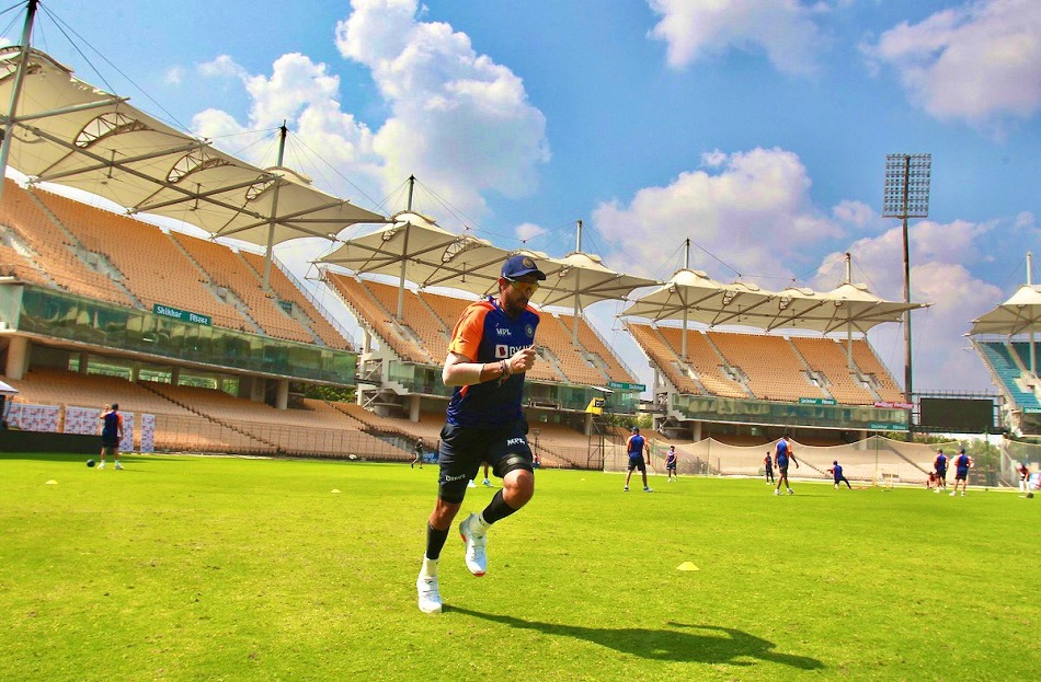 IND vs ENG: 'हीरो' को कर दिया बाहर- ईशांत को चुने जाने पर खुश नहीं है गौतम गंभीर