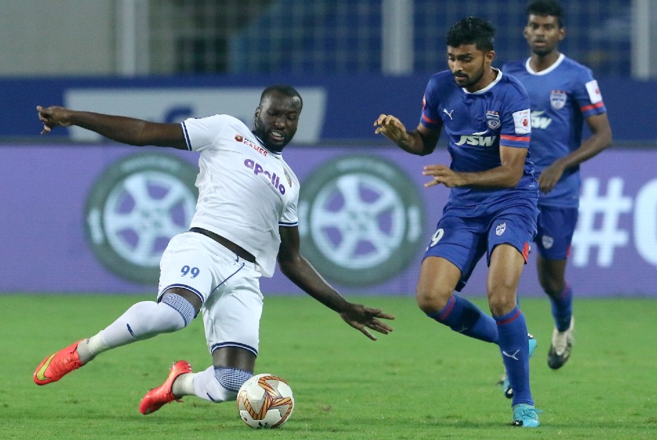 ISL 2020-21: करो या मरो के मैच में फ्लॉप हुई चेन्नई-बेंगलुरू की टीमें, प्लेऑफ से बाहर होना तय