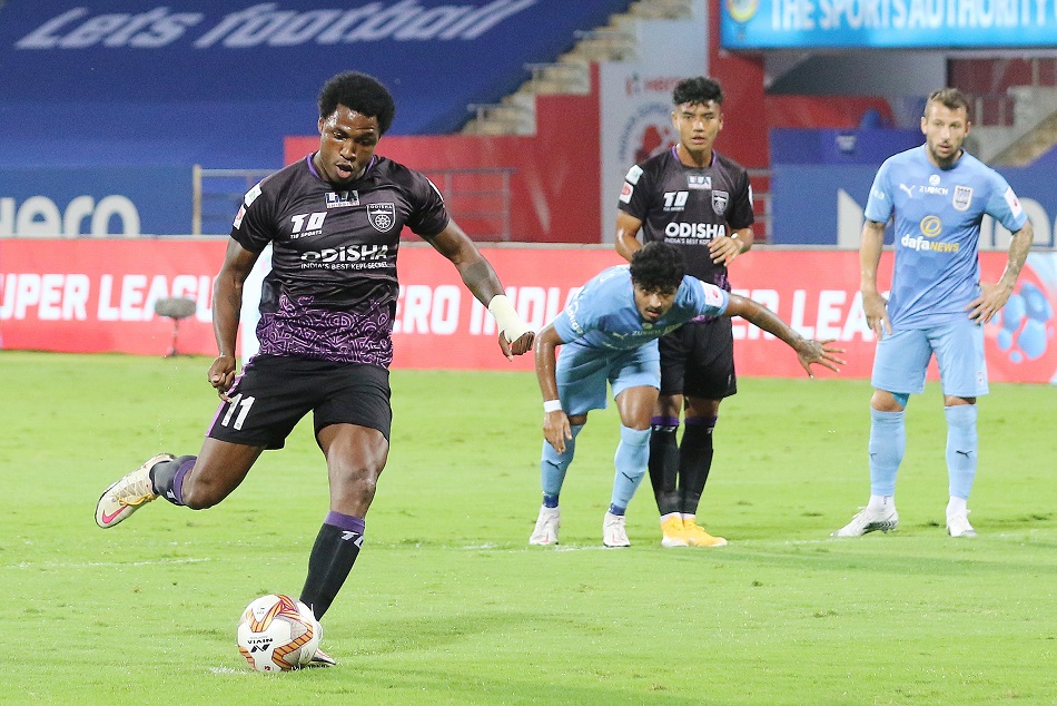 ISL-7 : ओडिशा को 6-1 से हराकर मुंबई ने अपने और एटीकेएमबी के बीच का फासला कम किया