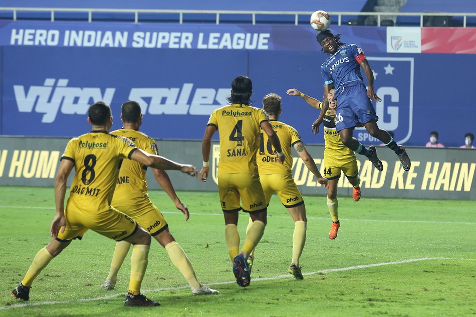 ISL-7 : ब्लास्टर्स को 4-0 से हराकर फिर टॉप-4 में पहुंचा हैदराबाद