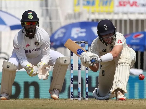 दूसरी पारी में भारत ने की बहादुरी से बल्लेबाजी