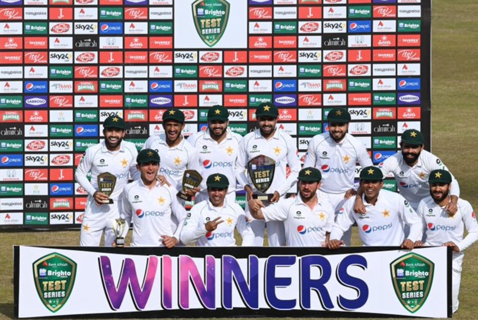 PAK vs SA: 18 साल में पहली बार साउथ अफ्रीका के खिलाफ टेस्ट सीरीज जीता पाकिस्तान, 2-0 से किया क्लीन स्वीप