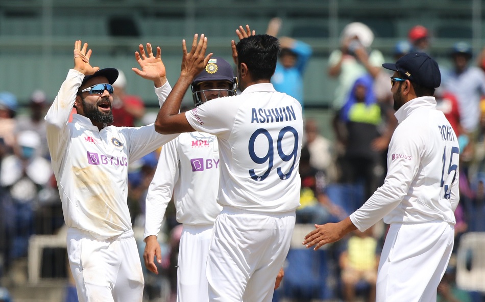 घर में भारत के सबसे बड़े ऑफ स्पिनर बने रविचंद्रन अश्विन, हरभजन सिंह को छोड़ा पीछे