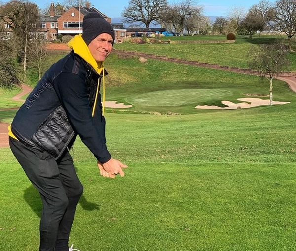 आर्चर ने किया वॉन पर पलटवार-