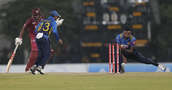 इसरू उदाना-