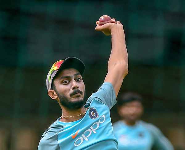 7. अक्षर पटेल