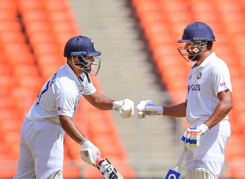 IND vs ENG: ऋषभ पंत को उनकी तरह बने रहने दें, वो कमाल करते रहेंगे- रोहित शर्मा