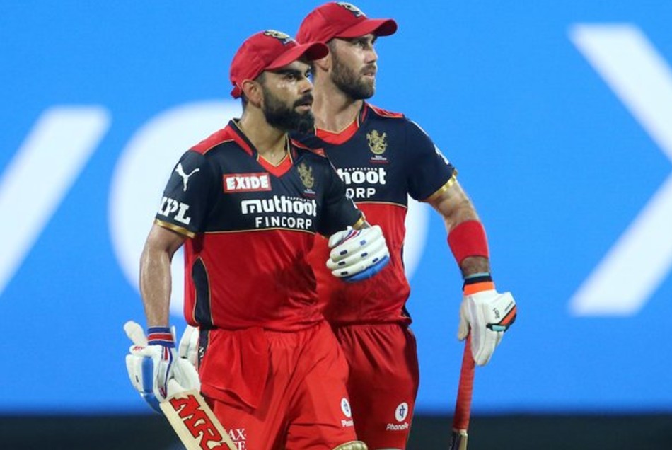 मैच में नहीं लगा छक्का तो विराट कोहली ने डगआउट आउट में निकाला गुस्सा, बैट से कुर्सी को ही हवा में उड़ा दिया