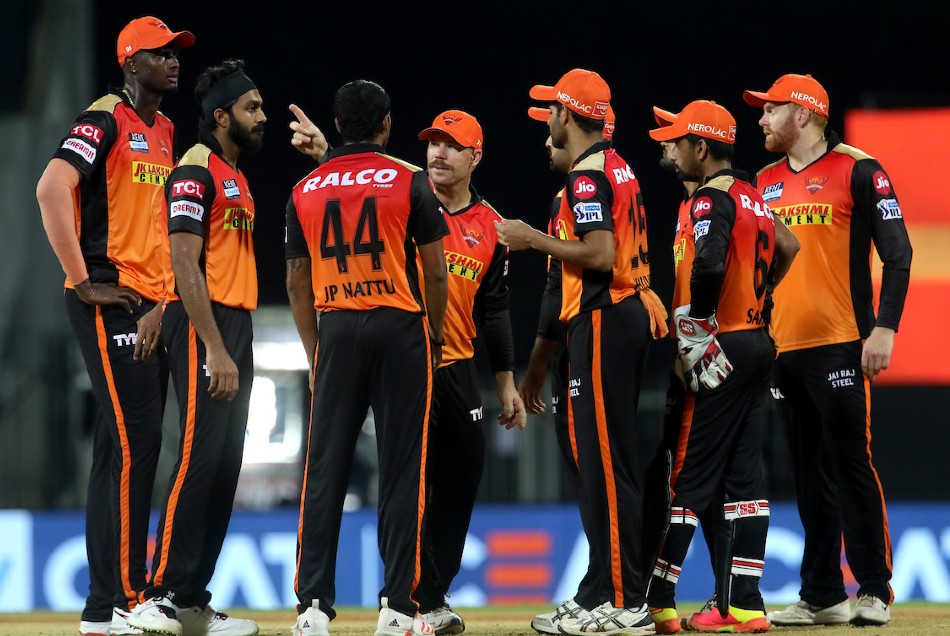 IPL इतिहास के वो 4 मैच जब हैदराबाद की टीम ने आखिरी ओवर्स में गंवाया मैच, जीत की दहलीज पर पहुंच कर हारी