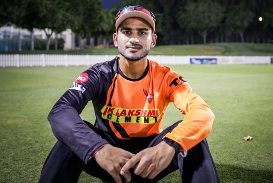 5वीं फेल हैं हैदराबाद के लिये डेब्यू करने वाले विराट सिंह, जानें कैसा रहा है आईपीएल तक का सफर