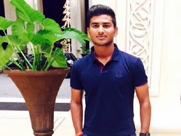 सरपट दौड़ा है विराट सिंह का करियर, काउंटी से मिला फायदा