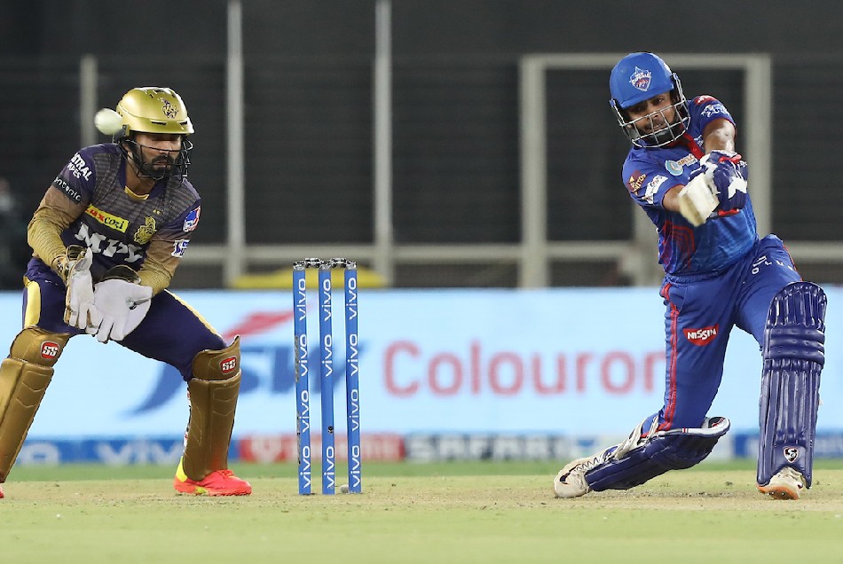 IPL के एक ओवर में 6 चौके लगाने वाले दूसरे भारतीय बल्लेबाज बने पृथ्वी शॉ, नाम किया खास रिकॉर्ड