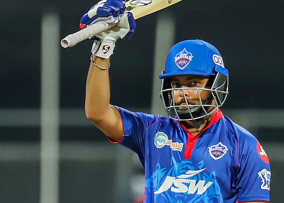 IPL 2021: तो इस वजह से पृथ्वी शॉ के बल्ले पर अब नहीं दिख रहा MRF का स्टीकर