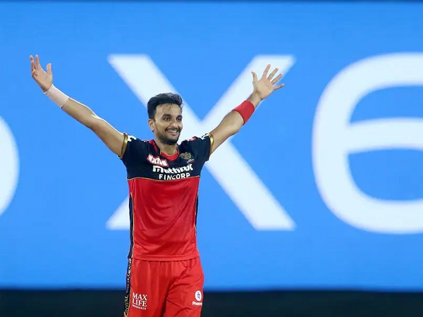 5) हर्षल पटेल