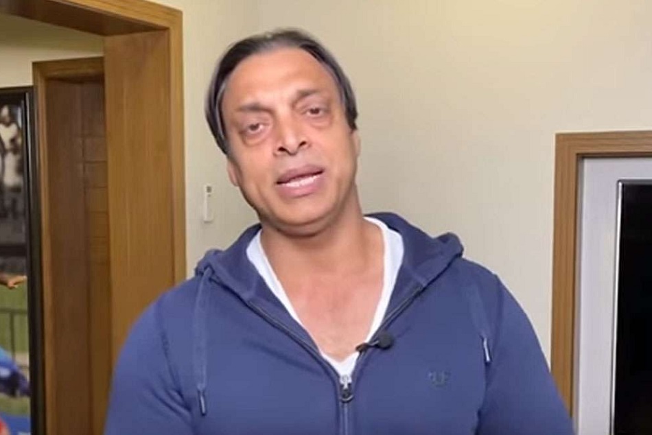 'टेस्ट नहीं खेलना तो क्रिकेट से ले लो संन्यास', शोएब अख्तर ने इन पाकिस्तानी गेंदबाजों को लताड़ा