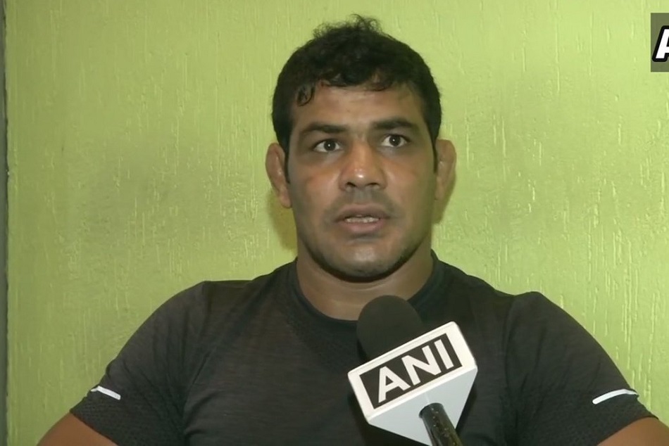 हत्या के आरोप में फरार सुशील कुमार ने अग्रिम जमानत के लिए याचिका दायर की