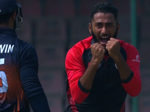 फर्स्ट क्लास क्रिकेट खेलने वाले इकलौते पारसी क्रिकेटर