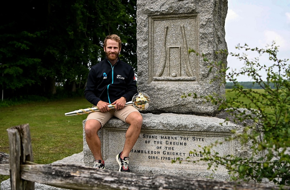 WTC के विजेता आईसीसी की गदा के साथ पहुंचे घर, न्यूजीलैंड क्रिकेट ने शेयर किया VIDEO