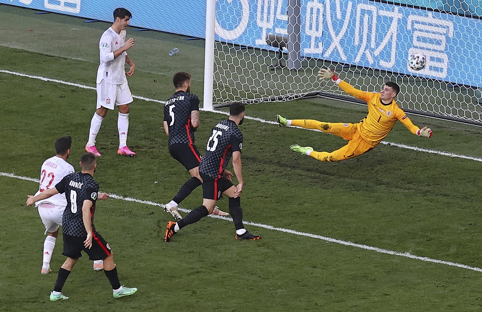 Euro 2020: आत्मघाती गोल खाने के बाद स्पेन की वापसी, क्रोएशिया को हराकर क्वार्टरफाइनल में पहुंचे
