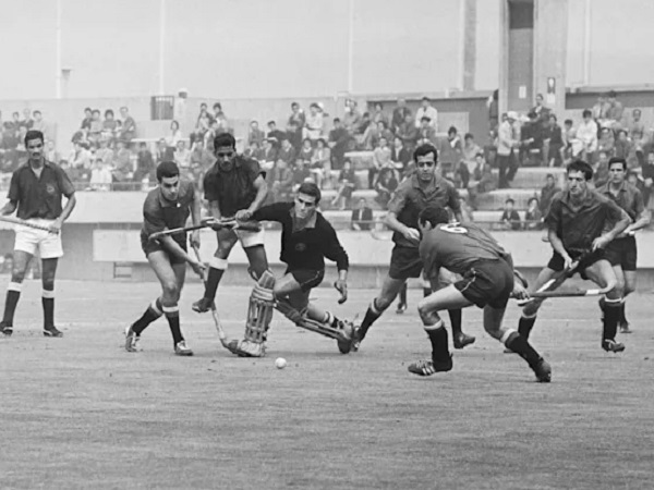 पाकिस्तान का फाउल प्ले