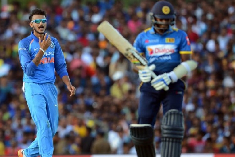 बायोबबल तोड़ने का वीडियो हुआ वायरल तो खिलाड़ियों पर गिरी गाज, भारत-श्रीलंका सीरीज से भी हुए बाहर