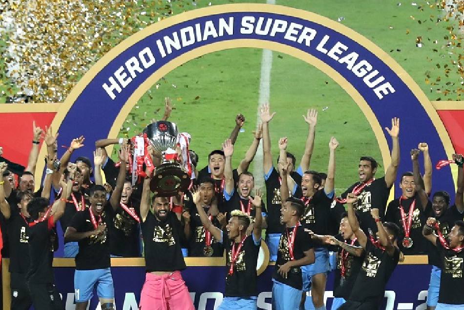 ISL 2021-22: कोलकाता में खेला जायेगा इंडियन सुपर लीग का यह सीजन, जानें क्या होंगे नियम