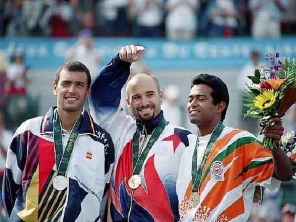 लिएंडर पेस ओलम्पिक सेमीफाइनल में