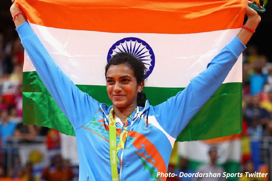 Tokyo 2020: पीवी सिंधु की जीत से शुरुआत, रोइंग में सेमीफाइनल में पहुंची पुरुष डबल्स टीम