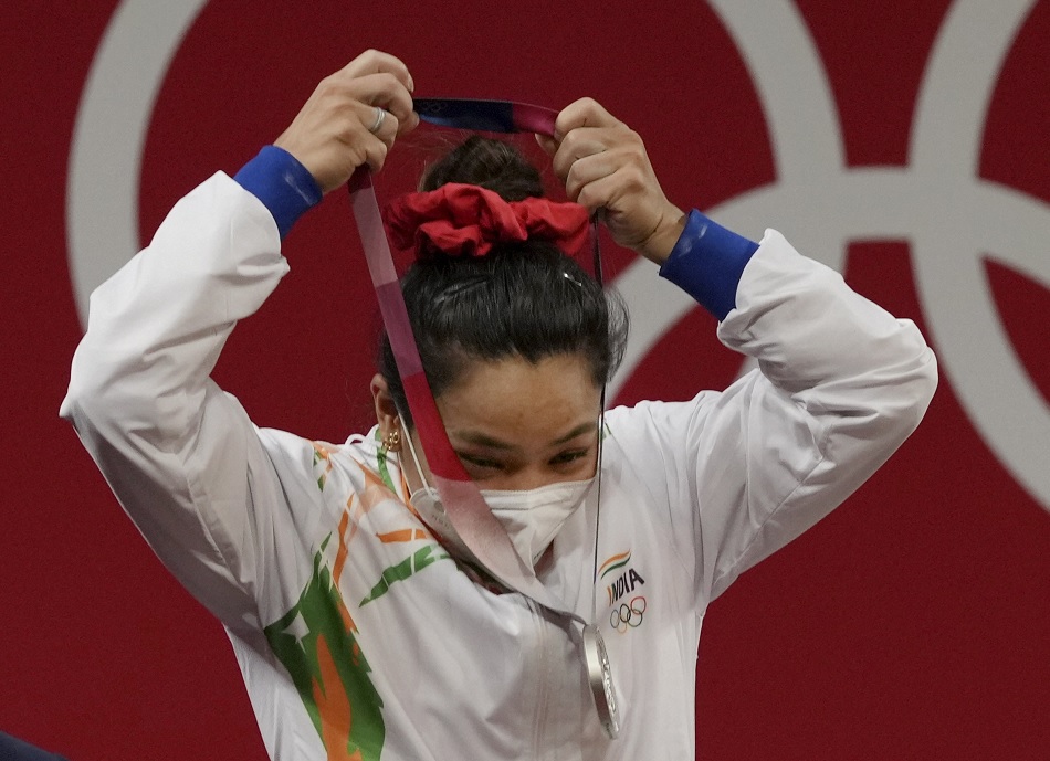 Tokyo 2020: मेडल लेते हुए अब मास्क में नहीं ढकेंगी एथलीट की मुस्कान और भावनाएं