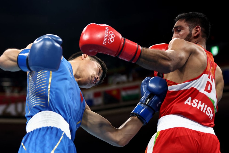 Tokyo 2020: बॉक्सिंग में खत्म हुआ आशीष कुमार का सफर, चीनी मुक्केबाज ने 5-0 से हराया