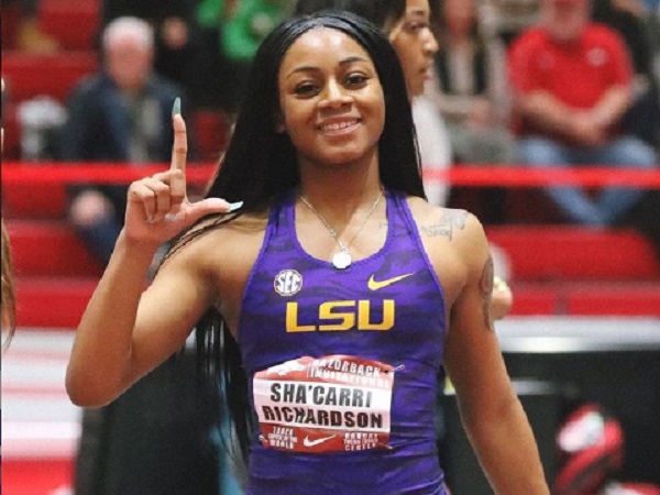 इंस्टाग्राम पर है बेहद फेमस