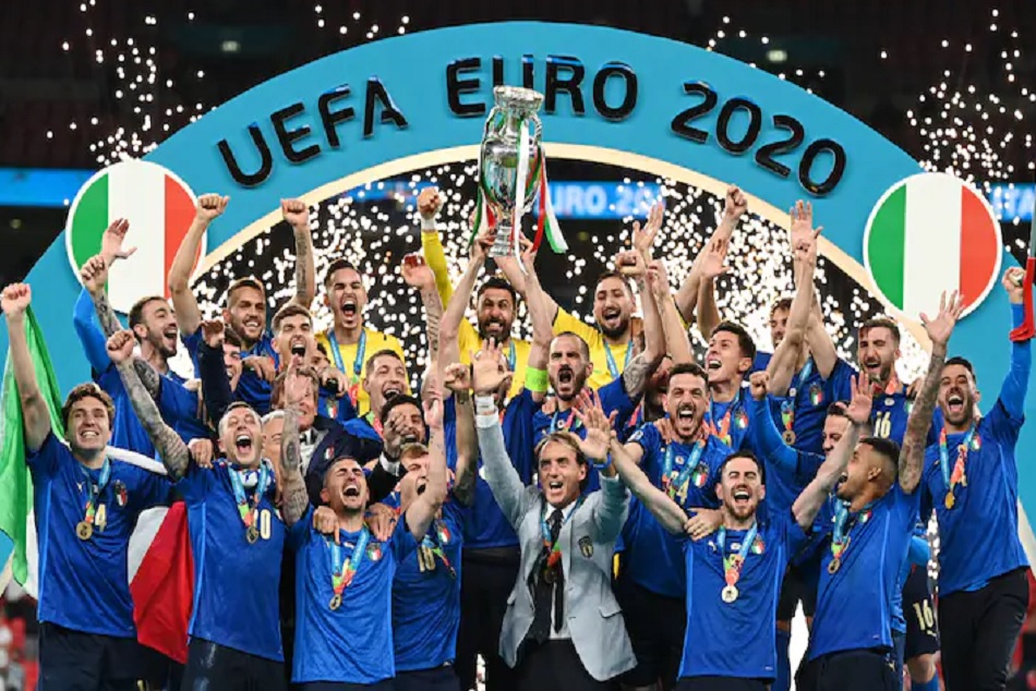 Euro 2020 : इटली बना चैंपियन, पेनल्टी शूटआउट में इंग्लैंड को किया चारों खाने चित्त