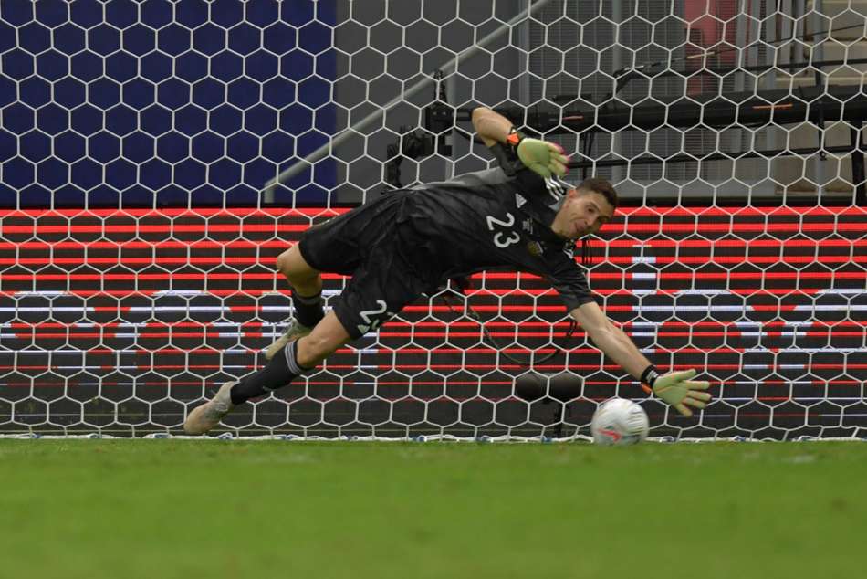 Copa America फाइनल में ब्राजील से होगा अर्जेंटीना का मुकाबला, पेनाल्टी शूट आउट में कोलंबिया को हराया