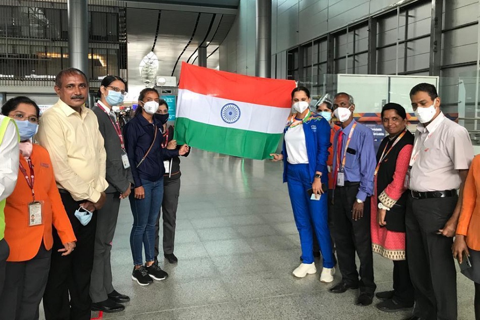 Tokyo Olympics : टेनिस खिलाड़ी सानिया मिर्जा, अंकिता रैना ओलंपिक के लिए रवाना