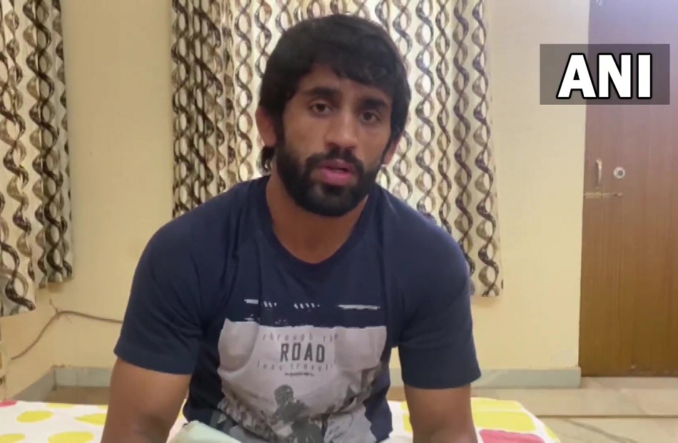 'सभी एथलीट मैदान के बाहर भाई होते हैं', नीरज चोपड़ा को मिला बजरंग पुनिया का साथ