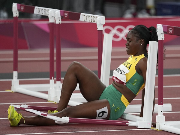 2014 में थॉम्पसन ने अपना पहला इंटरकॉलेजिएट खिताब जीता