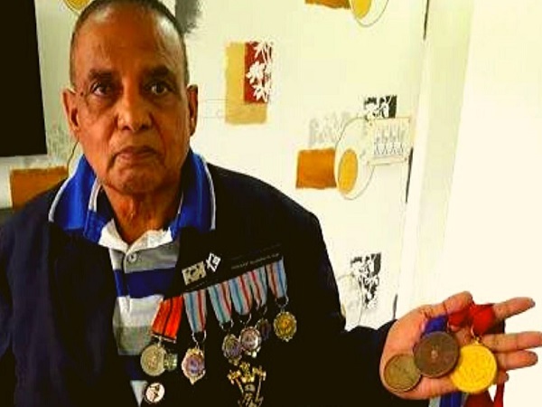 काैन है पहला 'गोल्ड' जीतने वाला शख्स