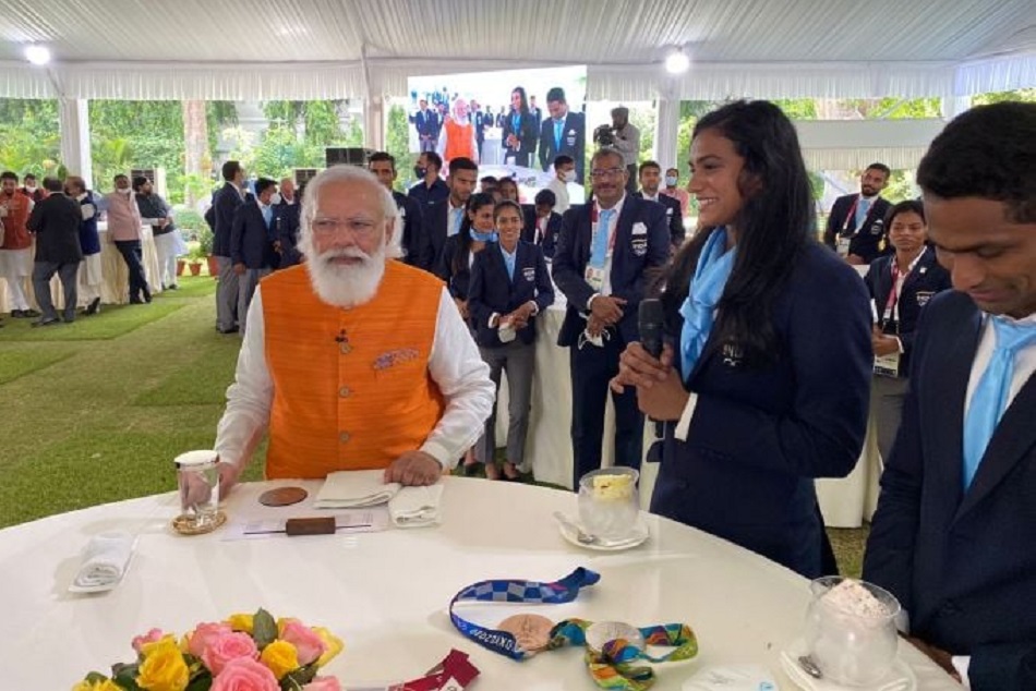 PM मोदी ने पूरा किया पीवी सिंधु के साथ किया हुआ वादा