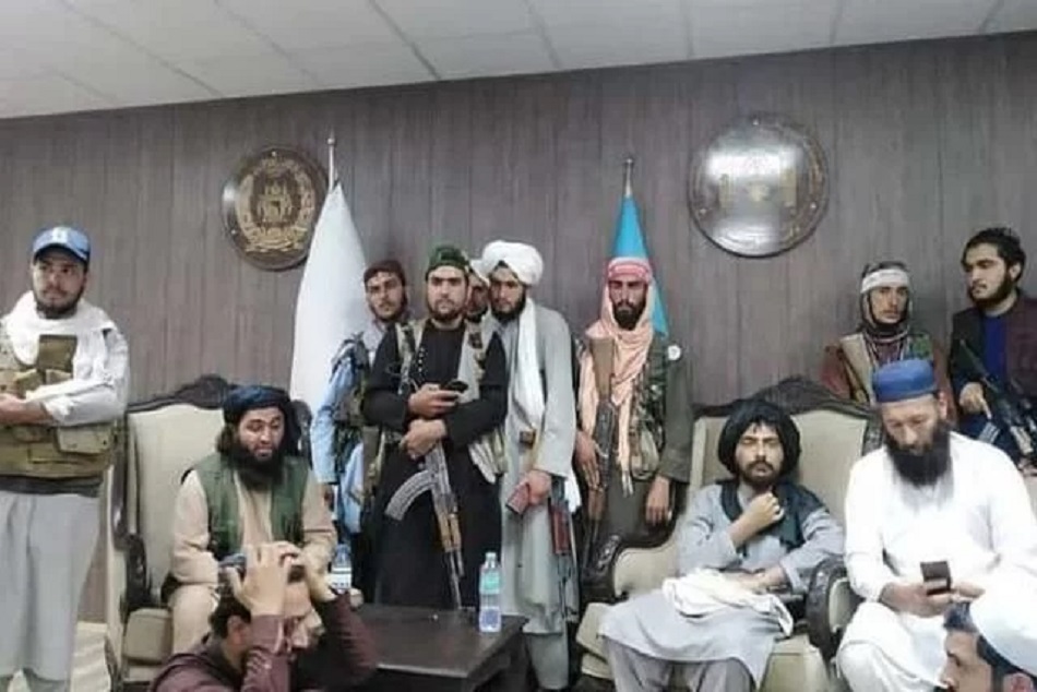 अफगान के क्रिकेट बोर्ड पर Taliban का कब्जा, साथ में नजर आया पूर्व क्रिकेटर