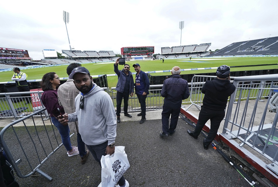 IND vs ENG: 'मैं गुस्से से कांप रहा हूं, IPL ना होता तो ये टेस्ट मैच जरूर खेला जाता'