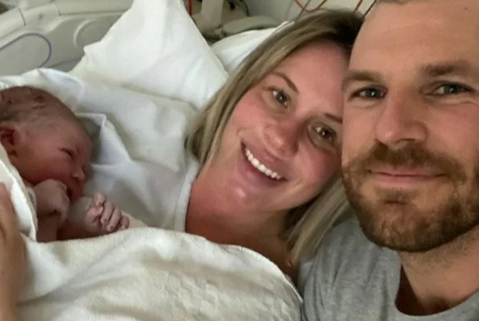 ऑस्ट्रेलियाई कप्तान एरॉन फिंच के घर आई नन्ही परी, जानें क्या रखा है नाम